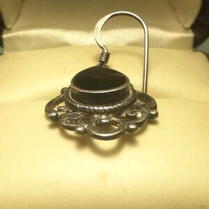Single 925 Sterling Silver Black Onyx Teardrop Earring .75"